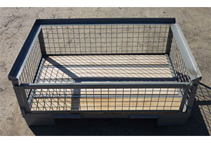 Half metal box pallets 2